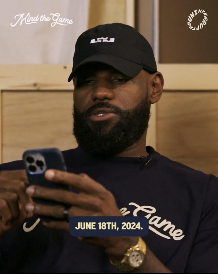 詹姆斯：去年我以怀特为例 发消息鼓励两个儿子要专注和耐心