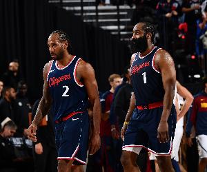 米乐m6yy易游-比尔穿0号！船记：快船可排出0-4球衣号码阵容 小卡哈登保罗在列