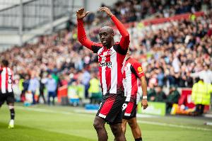 米乐m6yy易游-天空：纽卡斯尔为维萨开出了4000万镑报价，但仍被布伦特福德拒绝